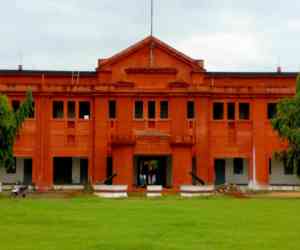 Ravenshaw University