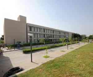 Pandit Deendayal Petroleum University Pandit Deendayal Petroleum University