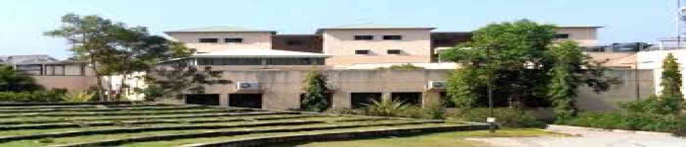 (ISBM) International School of Business & Media (ISBM) International School of Business & Media